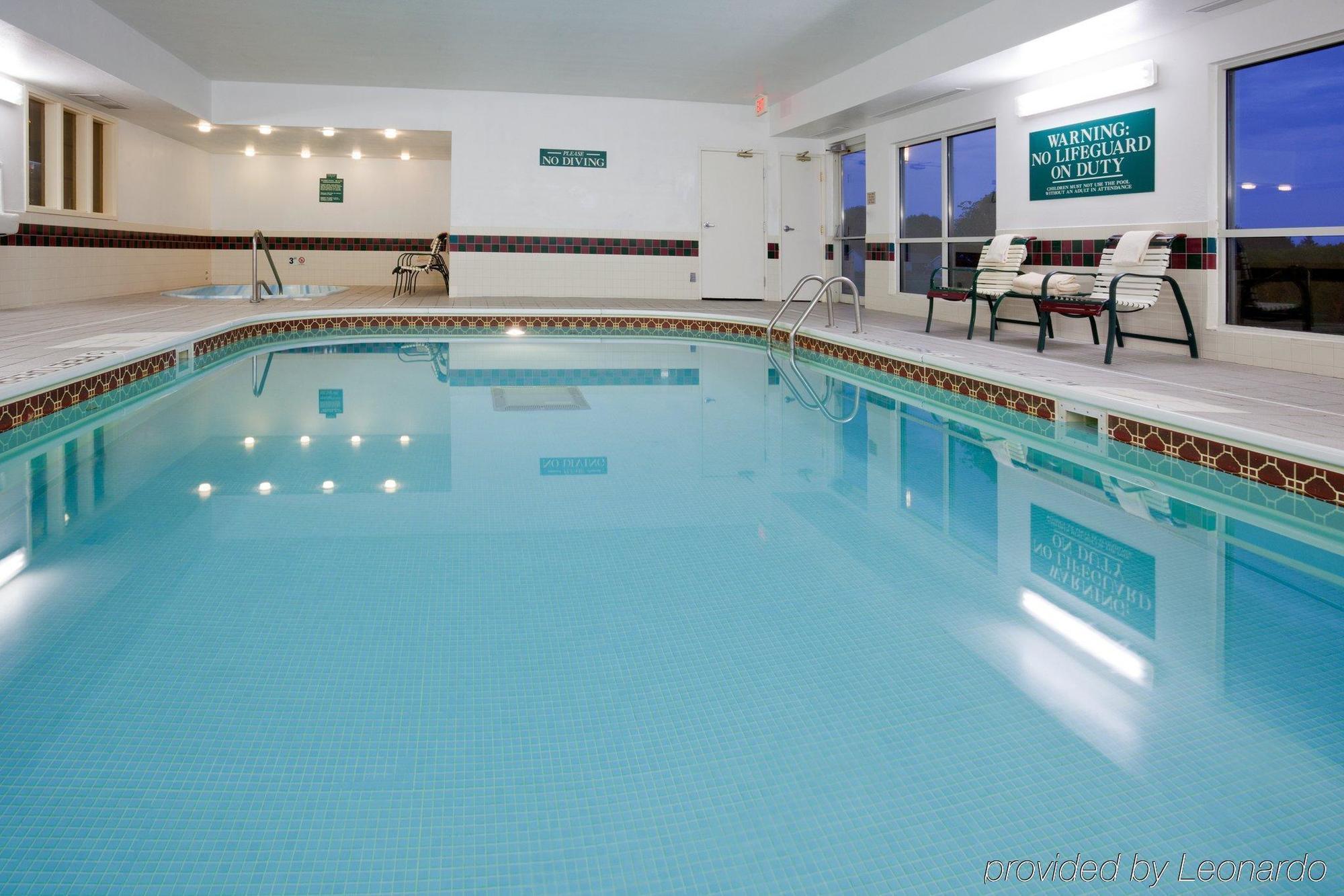 Country Inn & Suites By Radisson, Owatonna, Mn ภายนอก รูปภาพ